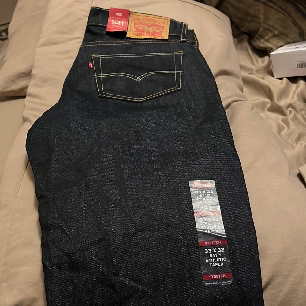 Men’s Levi’s Jeans Brand New with Tags! Size 33x32